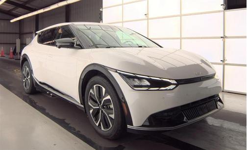 2023 Kia EV6 Wind