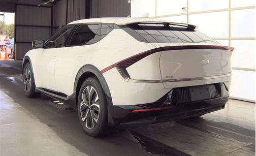 2023 Kia EV6 Wind