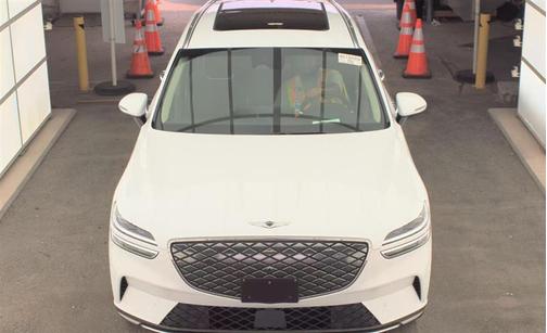 2024 Genesis Electrified GV70 Advanced