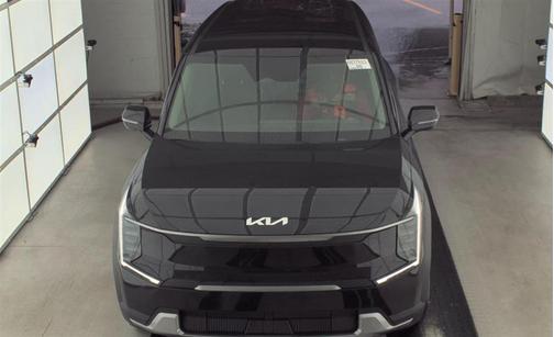 2024 Kia EV9 Light Long Range
