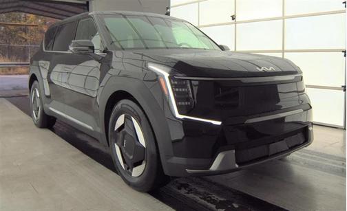 2024 Kia EV9 Light Long Range