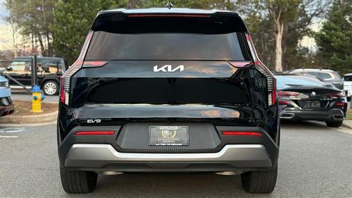 2024 Kia EV9 Light Long Range