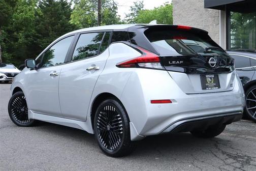 2024 Nissan Leaf SV PLUS