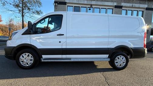 2023 Ford Transit-250 