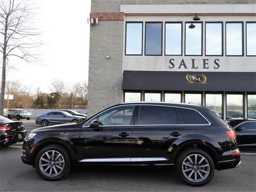 Photo 2 of 33 of 2019 Audi Q7 55 Premium Plus
