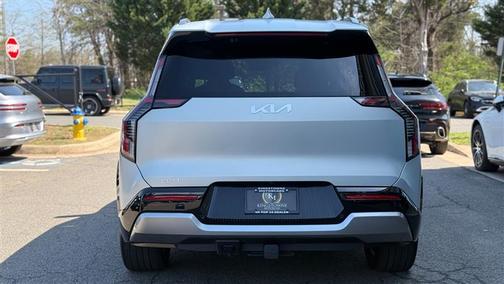 Ivory Silver 2024 Kia EV9 Land