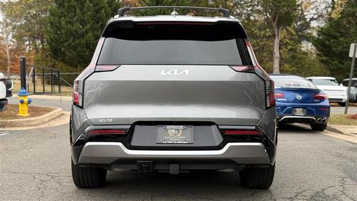 2024 Kia EV9 Land