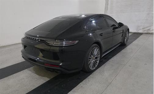 2023 Porsche Panamera Platinum Edition