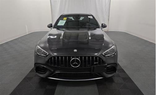 2024 Mercedes-Benz AMG C 63 S E Performance