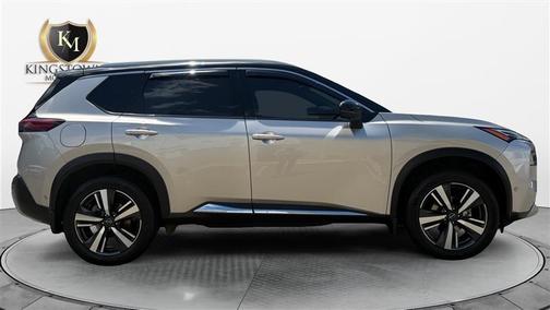 2 Tone Champagne Black Roof 2023 Nissan Rogue Platinum
