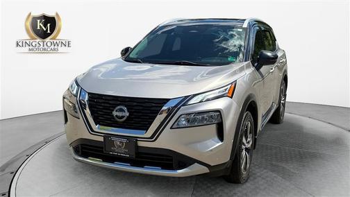 2 Tone Champagne Black Roof 2023 Nissan Rogue Platinum