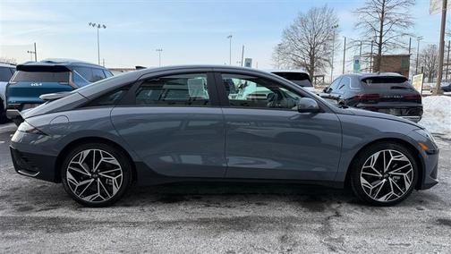 2025 Hyundai IONIQ 6 SEL