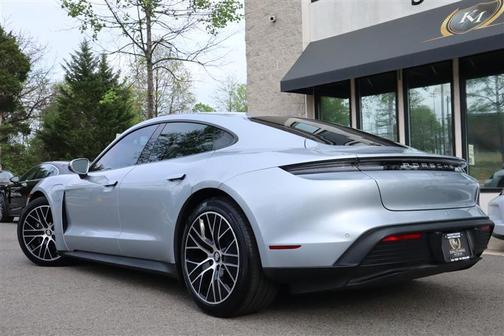 2021 Porsche Taycan Base
