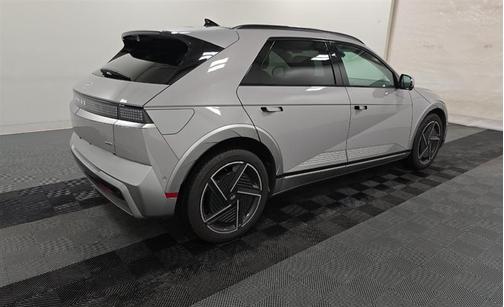 2025 Hyundai IONIQ 5 Limited