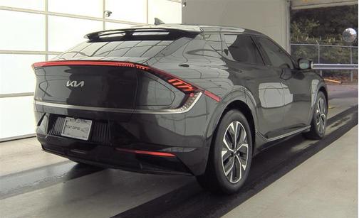 2022 Kia EV6 Wind