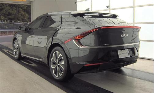 2022 Kia EV6 Wind