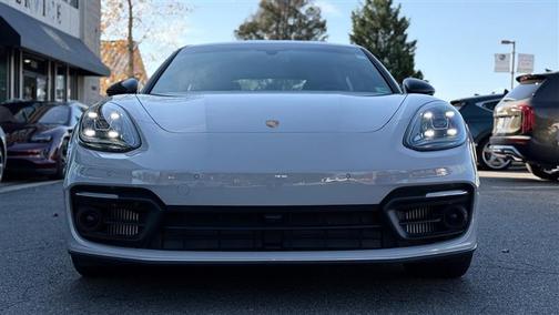 2023 Porsche Panamera 4