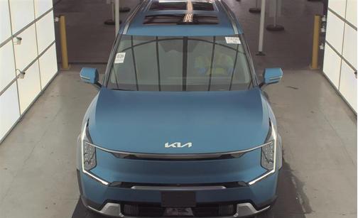 2024 Kia EV9 Land