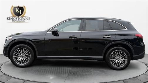 Black 2024 Mercedes-Benz GLC 300 Base