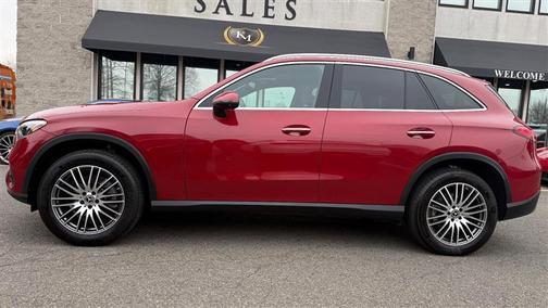 2025 Mercedes-Benz GLC 300 Base 4MATIC