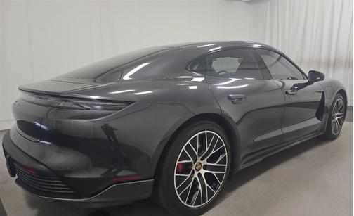2022 Porsche Taycan 4S