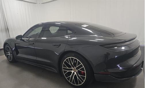 2022 Porsche Taycan 4S