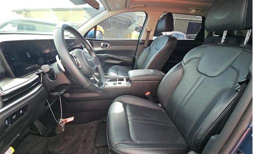 2025 Kia Sorento Hybrid EX