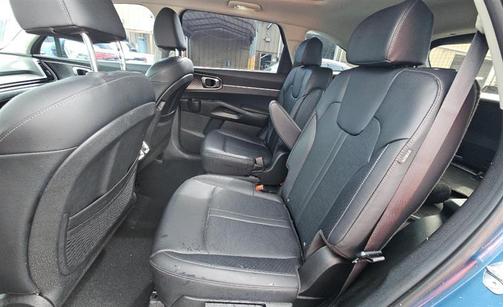 2025 Kia Sorento Hybrid EX