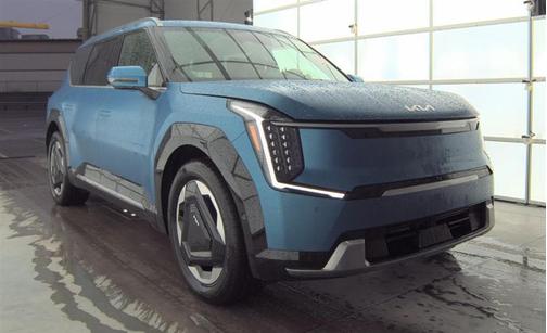 2024 Kia EV9 Land