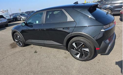 2025 Hyundai IONIQ 5 SE Standard Range