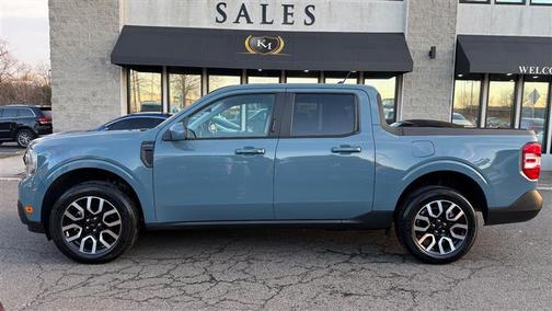 2023 Ford Maverick Lariat