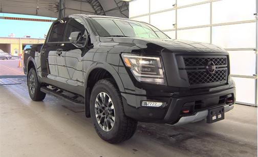 2024 Nissan Titan PRO-4X