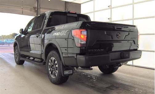 2024 Nissan Titan PRO-4X