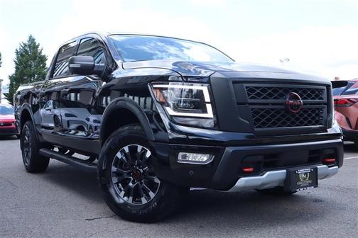 2024 Nissan Titan PRO-4X