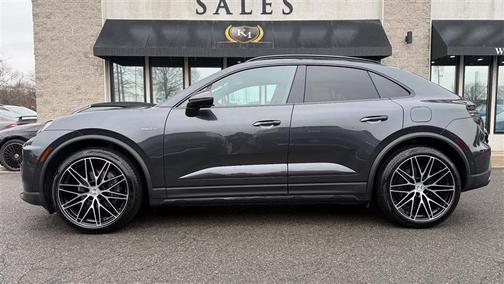 2024 Porsche Macan 4