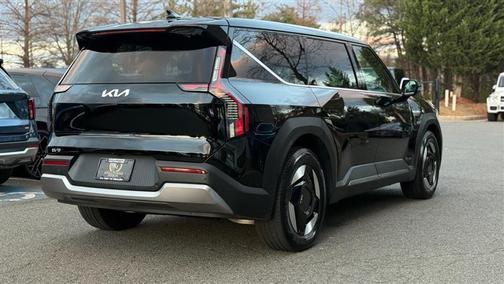 2024 Kia EV9 Light Long Range