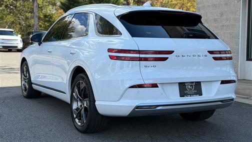 2024 Genesis Electrified GV70 Advanced