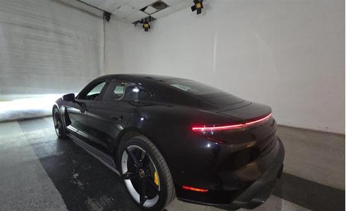 2023 Porsche Taycan Turbo