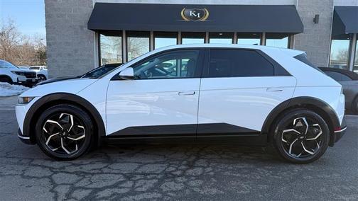 2024 Hyundai IONIQ 5 SEL