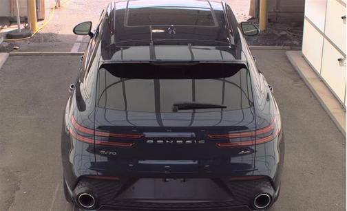 2024 Genesis GV70 2.5T