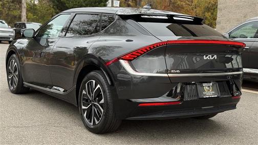 2022 Kia EV6 Wind