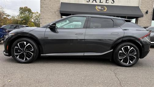 2022 Kia EV6 Wind