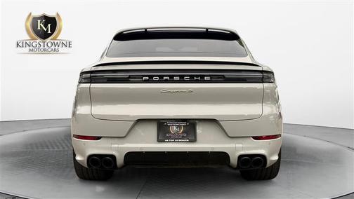Chalk 2025 Porsche Cayenne S