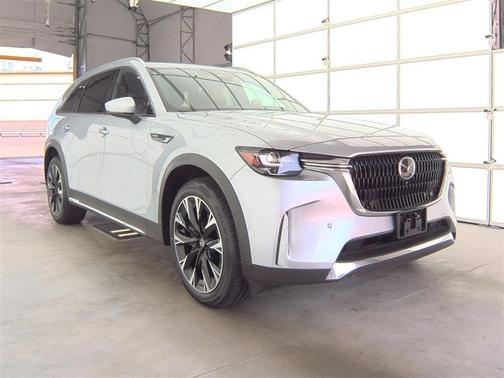 2024 Mazda CX-90 PHEV Premium Plus
