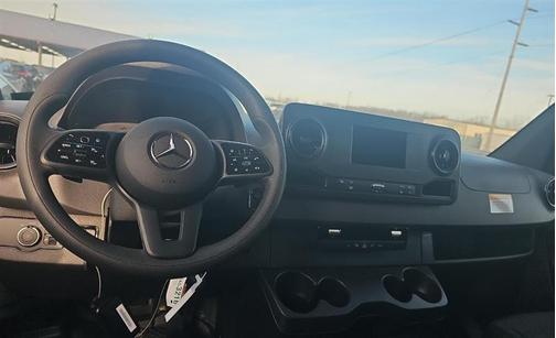 2024 Mercedes-Benz Sprinter 2500 170 WB High Roof Extended Cargo