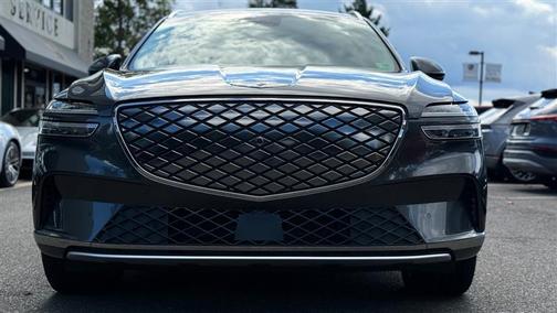 2023 Genesis Electrified GV70 Advanced
