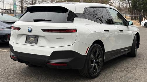 2025 BMW iX xDrive50