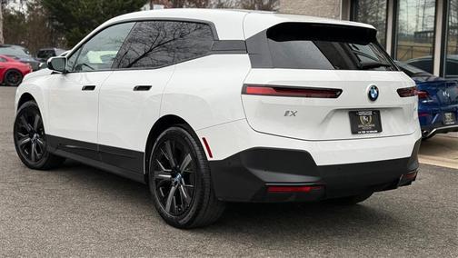 2025 BMW iX xDrive50