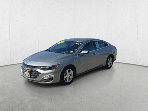 Sterling Gray Metallic 2024 Chevrolet Malibu 1LT