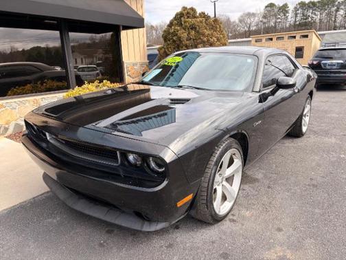 2012 Dodge Challenger SXT